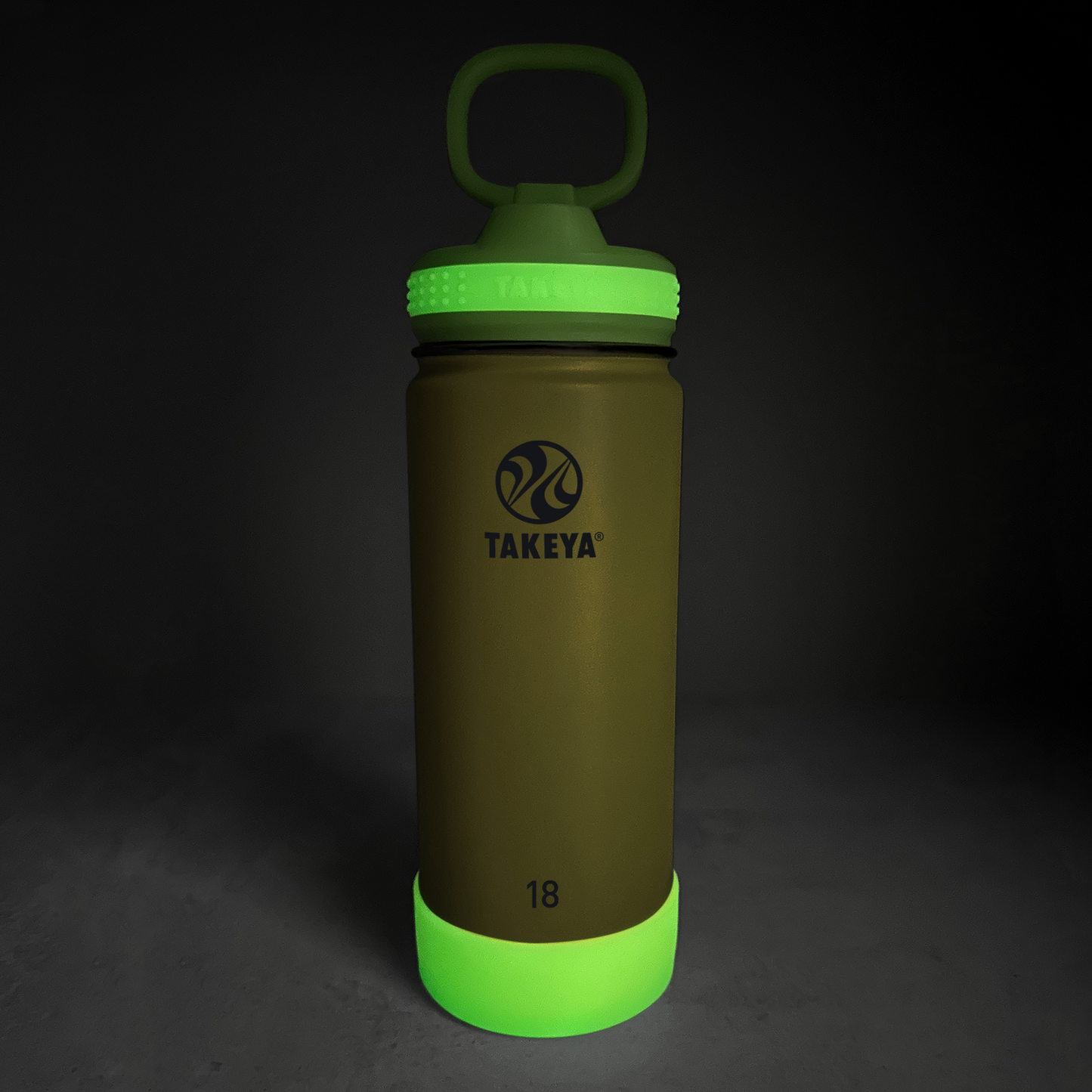 actives-kids-glow-in-the-dark-water-bottle-with-straw-lid-q7 51075-Actives-Kids-Straw-18-GID-LightningGreen-dark-V2.png