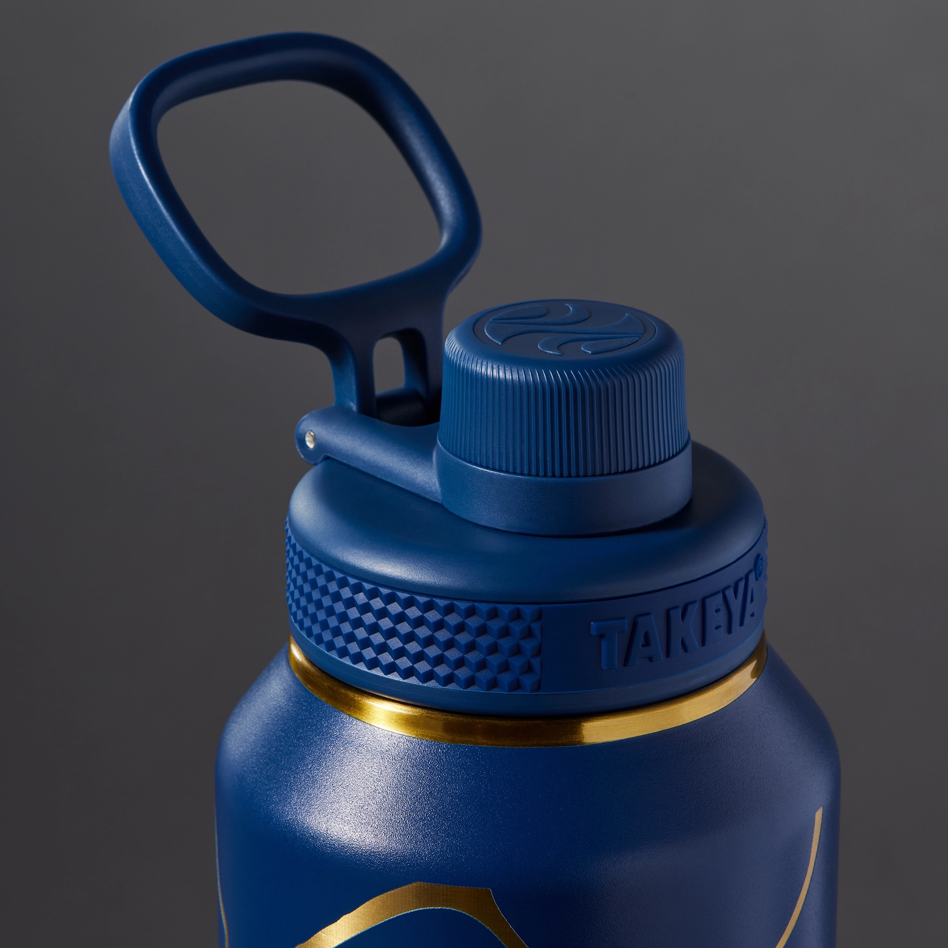 kintsugi-water-bottle-with-spout-lid-j7 51390-TK_HO25_Kintsugi_Takeya9266.png