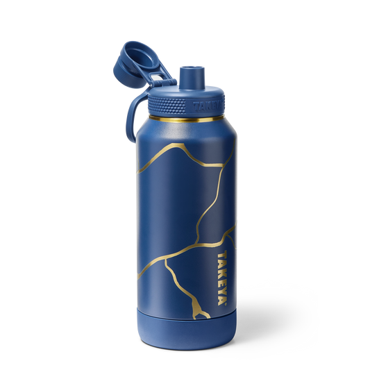 kintsugi-water-bottle-with-spout-lid-j7 TKS_SP25_SptBtl_GoldMarine_32oz_51390_v2_sRGB_SHD.png